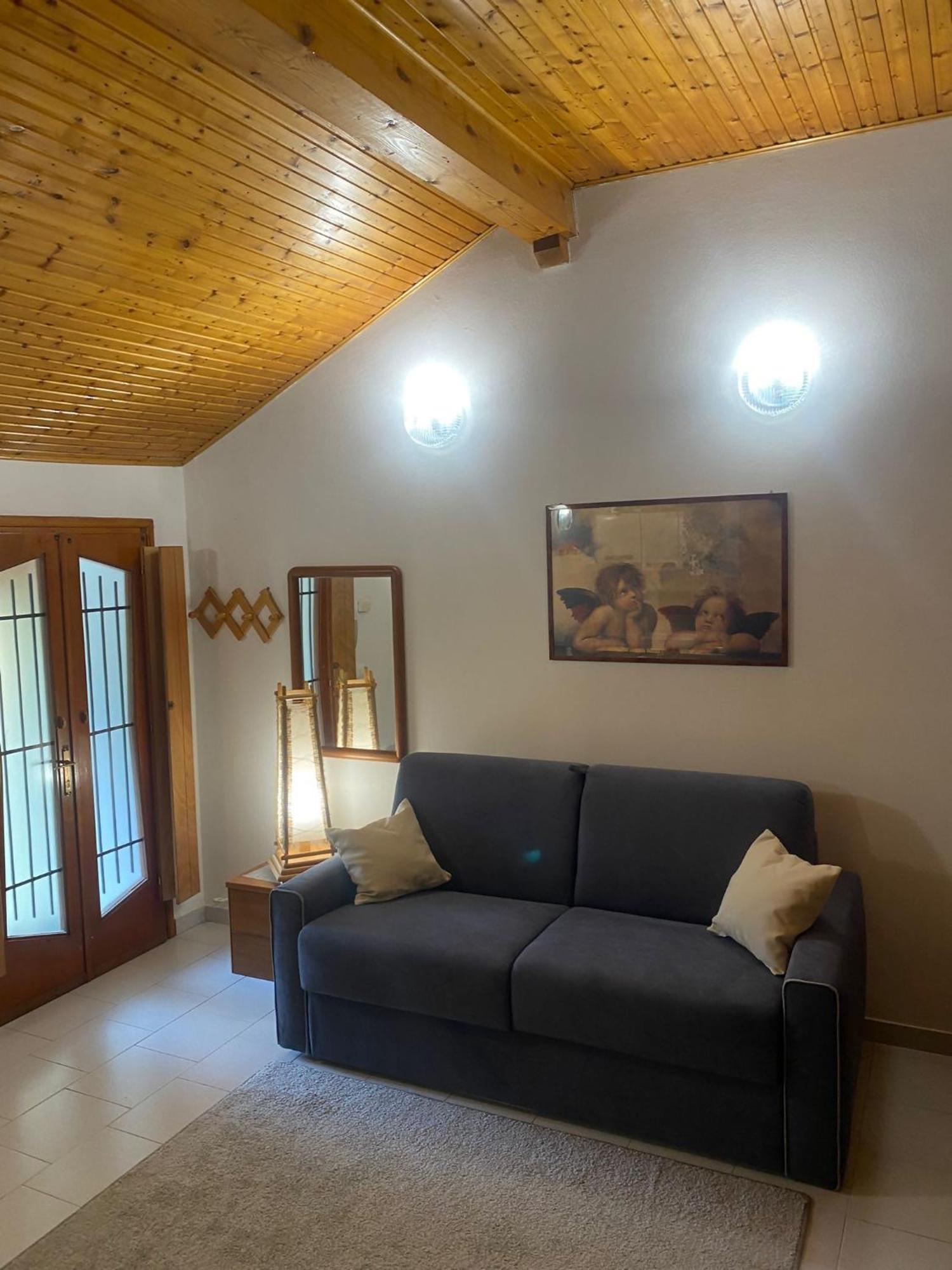 La Corte Dei Torri Loft On The Lake Oliveto Lario Esterno foto